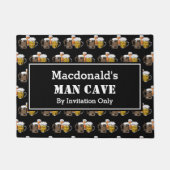 Paillasson MAN CAVE Novelty Trois bières CUSTOMIZABLE Noir (Devant)