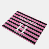 Paillasson Mariage moderne Black Pink Stripes Monogram Nom (Incliné)