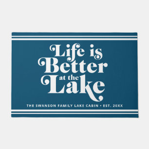 Paillasson Moderne Blue and White Lake Life Nom de famille