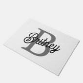 Paillasson Monogramme moderne élégant Nom noir Gris noir Scri (Incliné)