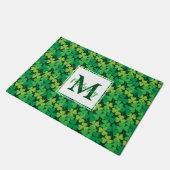 Paillasson Natte irlandaise de shamrocks de monogramme (Incliné)