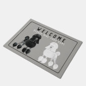 Paillasson Natte noire et blanche personnalisable de caniche (Incliné)