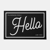 Paillasson Nom de famille moderne Hello noir et blanc Script (Devant)