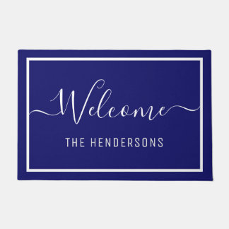 Paillasson Nom personnalisé Élégant Script Welcome Navy Blue