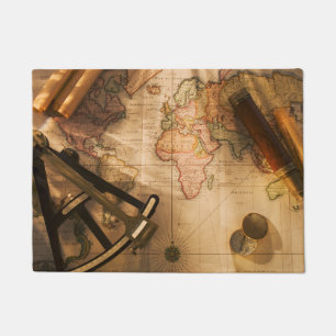 Paillasson Octant, boussole et télescope sur la carte