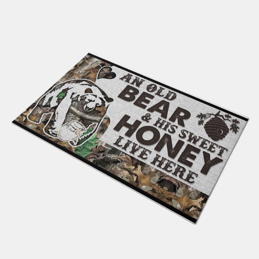 Paillasson Old Bear Door Mat, Grumpy Bear Door Mat, Cabin (Incliné)