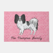 Paillasson Papillon noir et blanc mignon chien sur coeur rose (Devant)