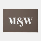 Paillasson Paraphes monogrammes de couple blanc brun moderne (Devant)