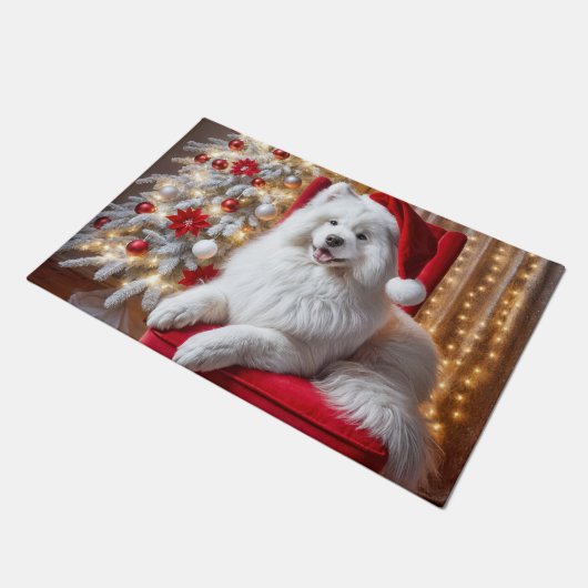 Paillasson Père Noël Samoyed Dog sur une chaise rouge (Incliné)