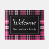 Paillasson Pink Plaid Welcome Monogramme Nom de famille (Devant)
