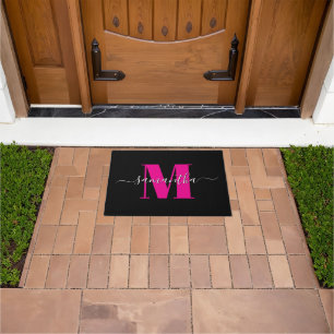 Paillasson Rose Chaude Noir et Blanc Monogramme Signature 202