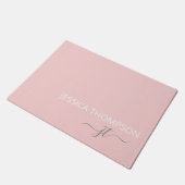 Paillasson Rose clair moderne Simple Script Monogramme Nom (Incliné)
