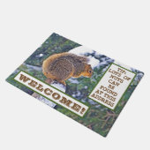 PAILLASSON SQUIRREL SUR LA NEIGE COUVERT POST/RECHERCHE DE NU (Incliné)