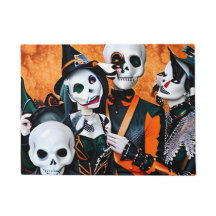 The Halloween Holdouts