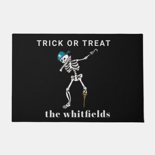 Paillasson Tracé ou traiter Halloween Dabbing Pirate personna (Devant)