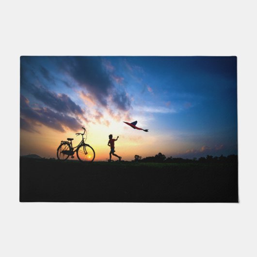 Paillasson Un garçon - Un vélo - Un chat Kite Floor (Devant)