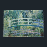 Paillasson Water Lilies et pont japonais par Monet<br><div class="desc">Imaginez que votre visiteur se sente comme à la maison avec ce magnifique tapis de portes à la fois confortable et personnalisé. Une belle façon de décorer vos portes, la salle de bain, ou les portes pour enfants. Parfait pour les artisans américains, de style ranch, cottage, colonial, cabine, plage, lac,...</div>