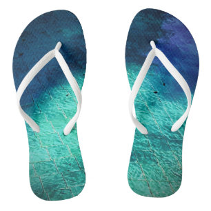 Paire Bleue d'eau profonde de tongs