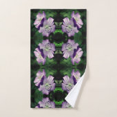 Paire de fleurs de géranium violet Abstrait (Serviette à main)