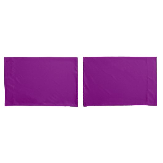 Paire de taies d'oreiller violet uni pour un lit é (devant-Set)
