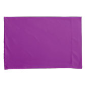 Paire de taies d'oreiller violet uni pour un lit é (devant-Droit)