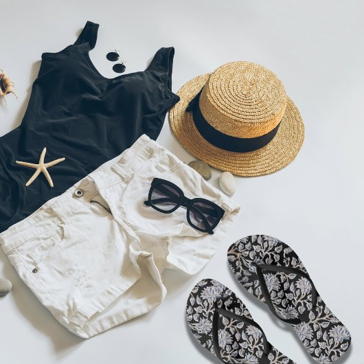 Paire florale noire foncée de tongs