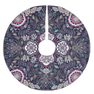 Paisley bloemenontwerp met vierkante zak. kerstboom rok