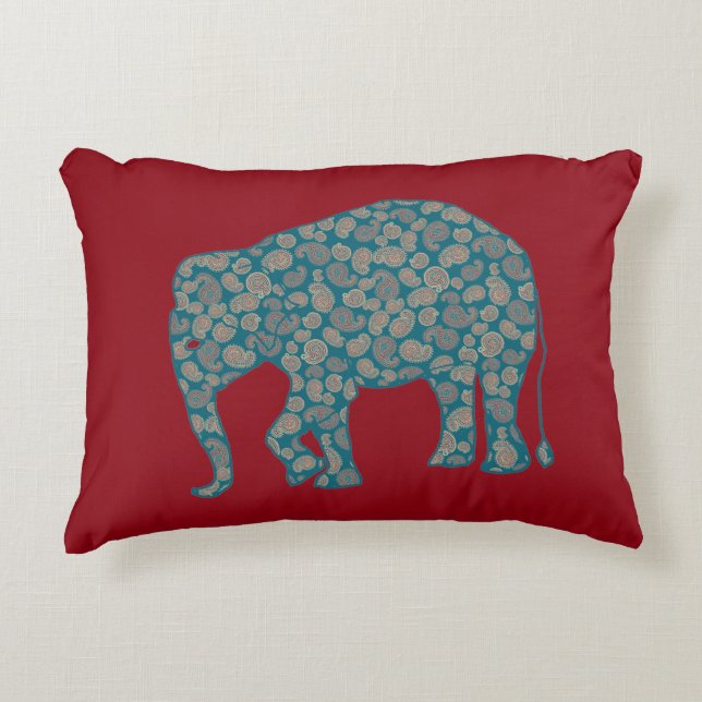 Paisley Elephant Custom Red Accent Coussin (Devant)