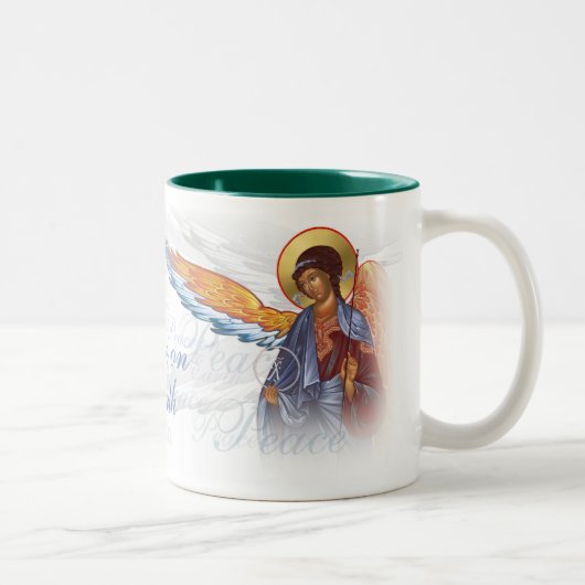 Paix sur la tasse d'anges de la terre (Droit)