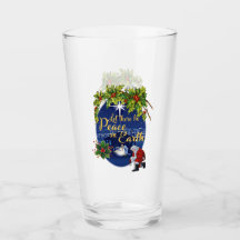 Paix sur le verre de boissons de Noël de la terre