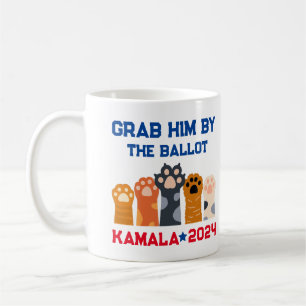 Pak hem bij het stembiljet Kat Lady Kamala Harris  Koffiemok