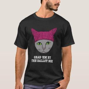 Pak ze vast aan het kat van de stembus t-shirt