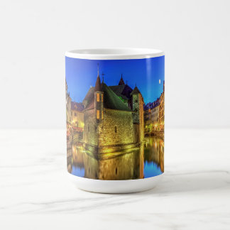 Palais de l'Ile gevangenis en kanaal in de oude st Koffiemok