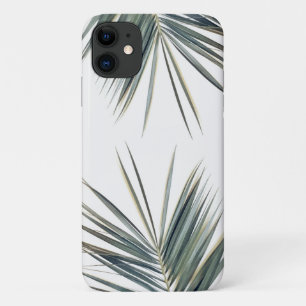 Pale Green Palm Tree Leaf iPhone 11 Coque