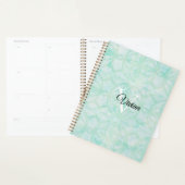 Pale Jade Green Batik Élégant Nom du monogramme (Devant avec enveloppe)