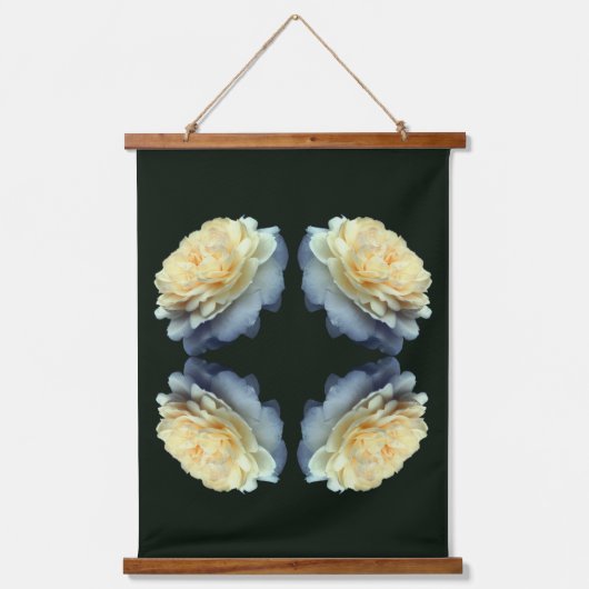 Pale Yellow Rose In Bloom Mirror Abstract Hangend Wandkleed (Voorkant)