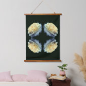 Pale Yellow Rose In Bloom Mirror Abstract Hangend Wandkleed (Slaapkamer)