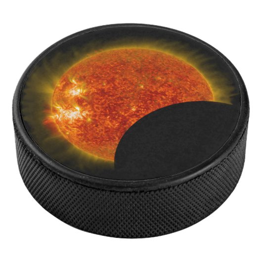 Palet De Hockey Éclipse solaire en cours (3/4/2016 12:00:00 AM)