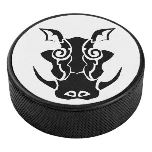 Palet De Hockey Tatouage tribal d'une tête de sanglier noire