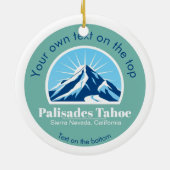 Palisades Tahoe Kerstversiering – Blue Mountain Keramisch Ornament (Achterkant)