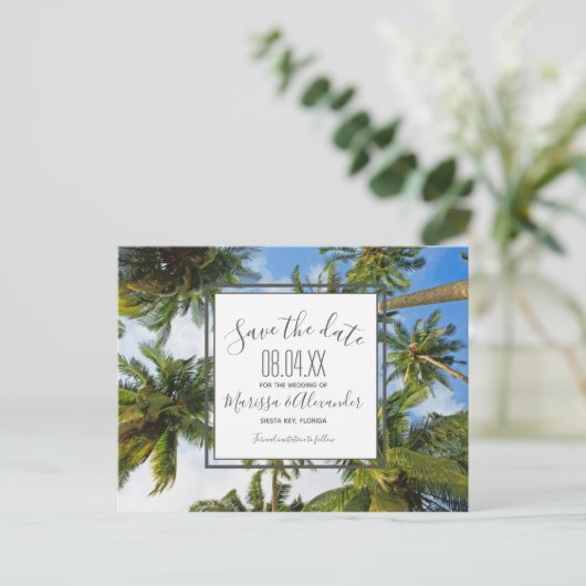 Palm Tree Beach Tropische bruiloft Save the Dates Aankondigingskaart (Staand voorkant)