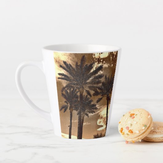 Palm Trees Drama Latte Mok (In situ)