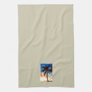 Palmboom op zonnestempel op crème theedoek