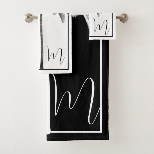 Palmboom zwart wit tropisch elegant monogram bad handdoek (Insitu)