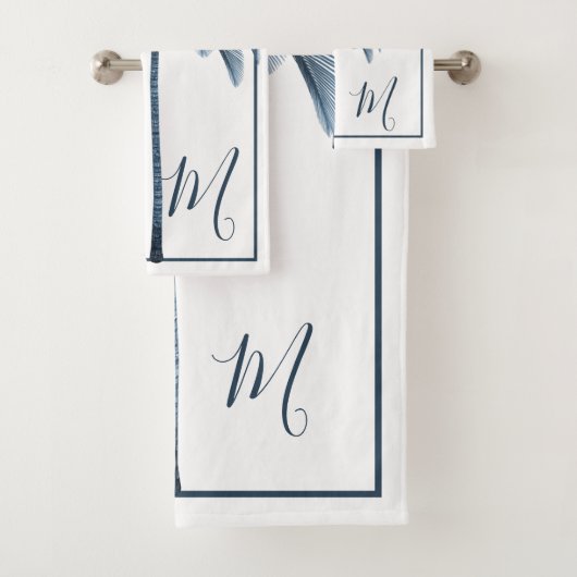 Palmboomblauw  tropisch elegant monogram bad handdoek (Insitu)