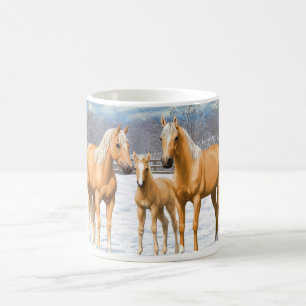 Palomino kwartspaarden in wintersneeuw koffiemok