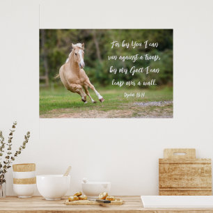 Palomino paard Schriftvers lopen tegen een troep Poster