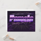 Pamela Nom Prénom lila retro Carte Anniversaire (Devant/Arrière en situation)