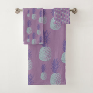Pananassenpatroon in helder blauw en Paarse Bad Handdoek