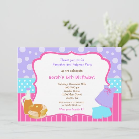Pancakes et pyjamas Invitations d'anniversaire (Debout devant)
